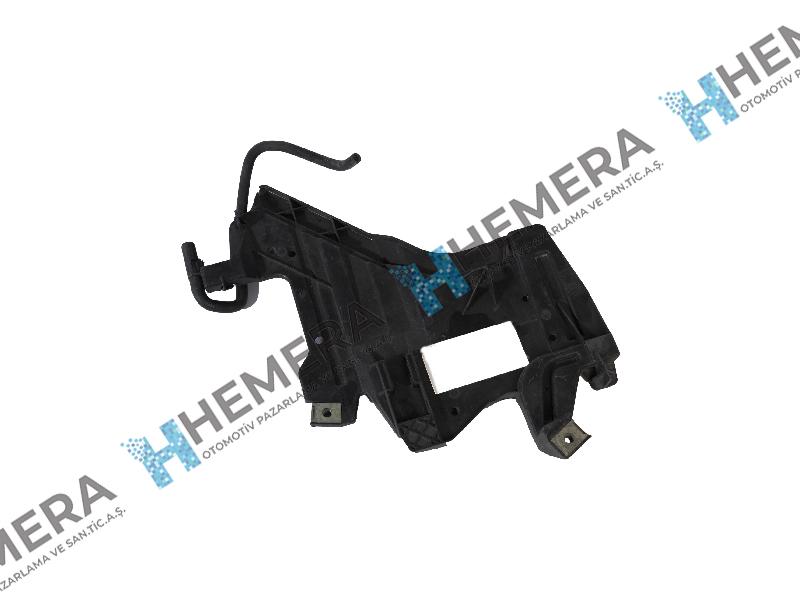 FAR BRAKETİ ÖN ALT SOL - Audi A4 yedek parça