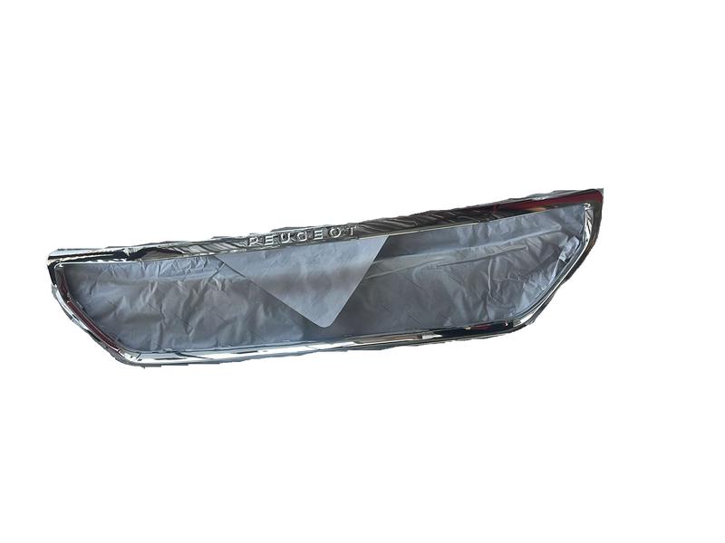 TAMPON IZGARA NİKELAJI (PEUGEOT)YAZILI - Peugeot 301 yedek parça